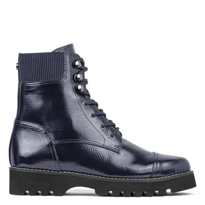 Donald Pliner Casual Lug Sole Boot In Navy