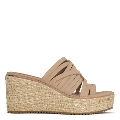 Donald Pliner Women Ithaca Sand Casual In Brown