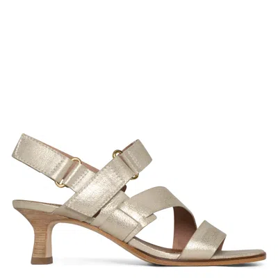 DONALD PLINER WOMEN KAMELE PLATINO CASUAL