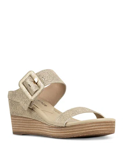 Donald Pliner Gizelle Platform Wedge Sandal In Gold