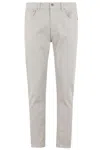 Dondup Carrot Leg Beige Jeans With Five-pocket Design In White