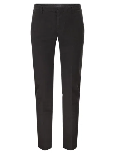 Dondup Spiritissimo Regular Chino Trousers In Gabardine In Animal Print
