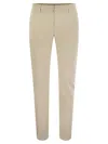 Dondup Spiritissimo - Regular Chino Trousers In Light Gabardine