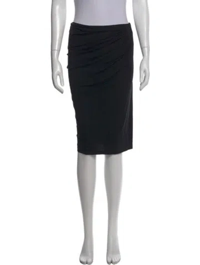 Pre-owned Donna Karan Knee-length Skirt In Green