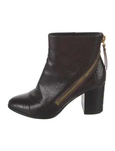 Pre-owned Donna Karan Leather Boots In Purple