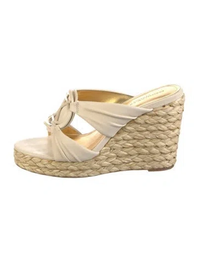 Pre-owned Donna Karan Leather Sandals In Neutral