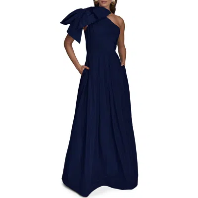 Donna Karan New York Bow One-shoulder Gown