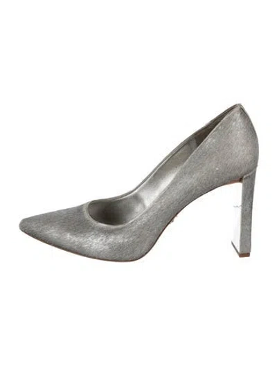 Pre-owned Donna Karan Pumps In Silver