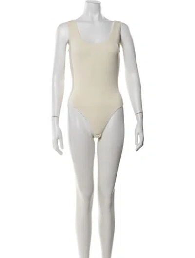 Pre-owned Donna Karan Scoop Neck Sleeveless Bodysuit In Neutral