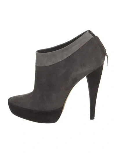 Pre-owned Donna Karan Suede Pumps In Black