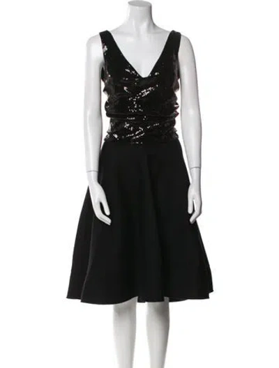 Pre-owned Donna Karan V-neck Knee-length Dress In Black