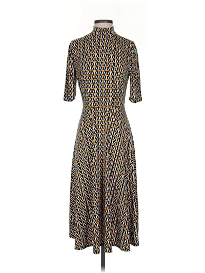 Pre-owned Donna Morgan Casual Dress In Yellow