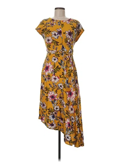 Pre-owned Donna Morgan Casual Dress In Yellow