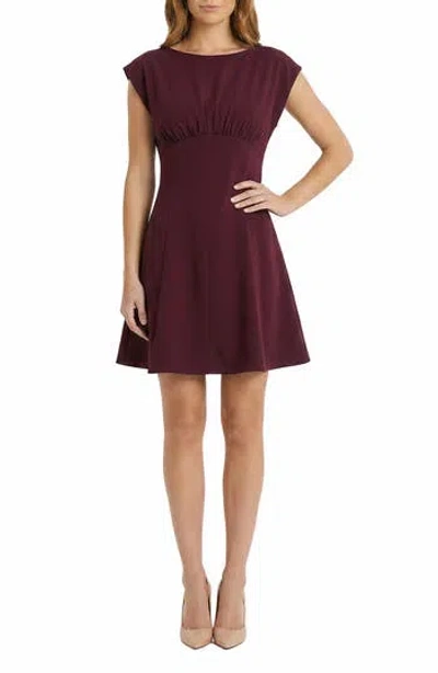 Donna Morgan Extended Shoulder Minidress In Brown