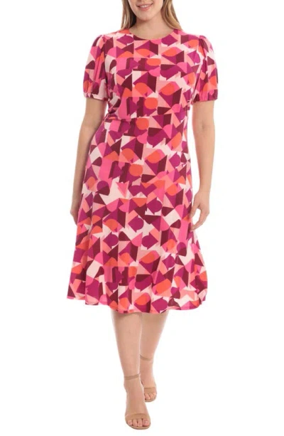 Donna Morgan For Maggy Geometric Short Sleeve Midi Dress In Blush/ Raspberry