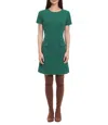Donna Morgan Front Pocket Short Day Dress In Evergreen In Green