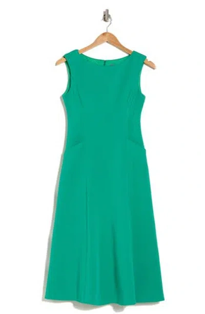 Donna Ricco Boat Neck Flare Dress In Rich Green