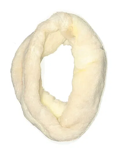 Pre-owned Donna Salyers Fabulous-furs Scarf In White