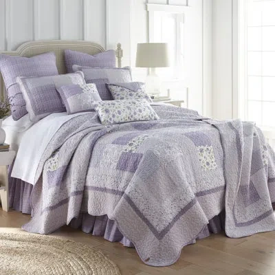 Donna Sharp Lavender Rose Pieced Cotton Quilt Collection In White;green;purple;tan