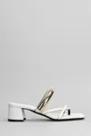 Donnarã¬ Donnarì Slipper-mule In Multi