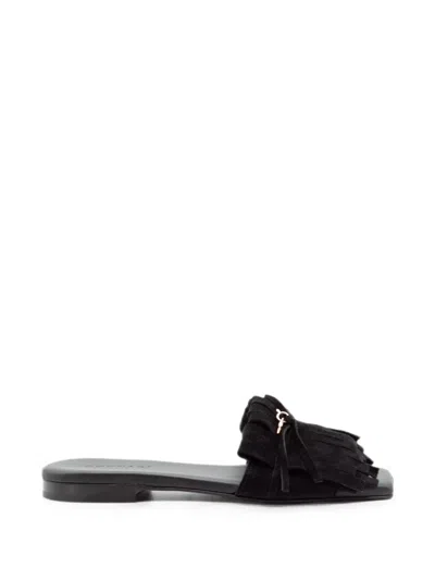 Donnari Fringe-detail Flat Sandals In Black