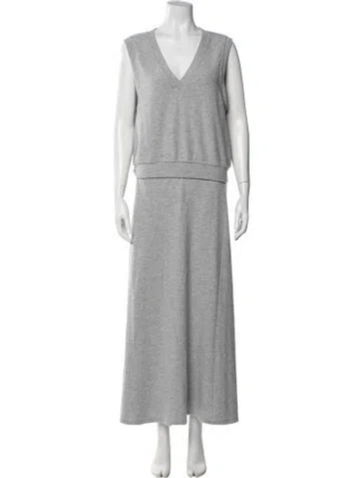 Pre-owned Donni Skirt Set In Grey