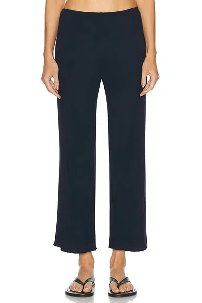 Donni The Baby Rib Scallop Pant In Black