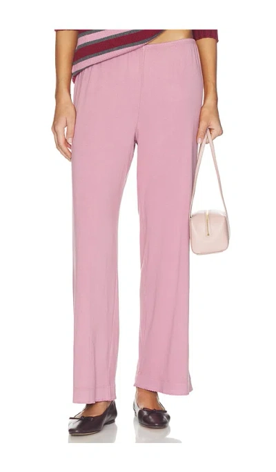 Donni The Baby Rib Scallop Pant In Pink