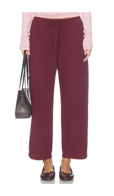Donni The Pop Drawstring Cargo Pant In Burgundy