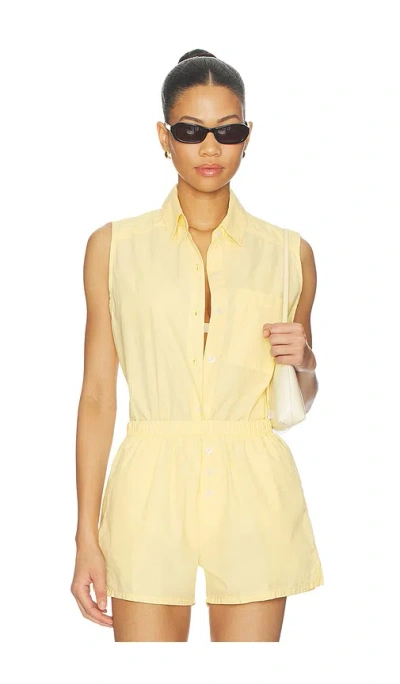 Donni The Pop Sleeveless Shirt In Yellow