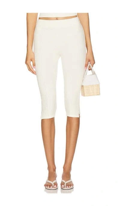 Donni The Rib Pedal Pusher Pant In Cream