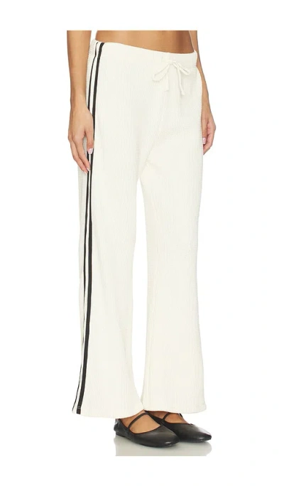 Donni The Thermal Stripe Crop Pant In White