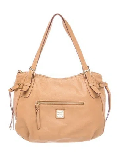 Pre-owned Dooney & Bourke Leather Shoulder Bag In Neutrals