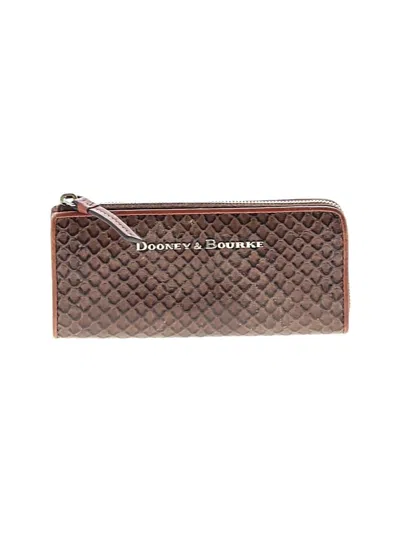 Pre-owned Dooney & Bourke Leather Wallet In Brown