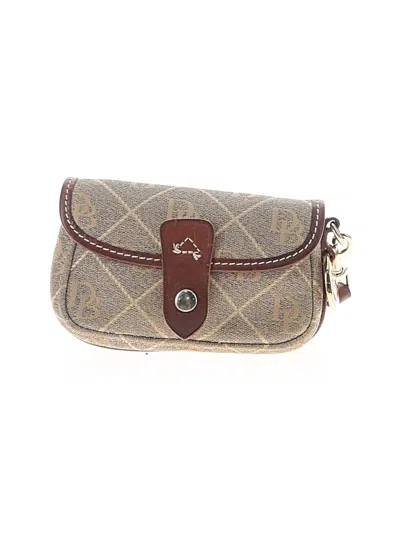 Pre-owned Dooney & Bourke Leather Wristlet In Brown