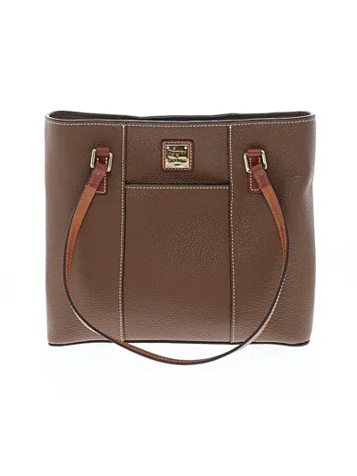 Pre-owned Dooney & Bourke Shoulder Bag In Brown