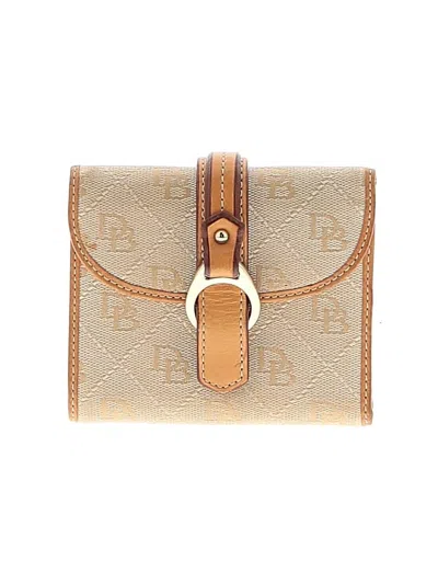 Pre-owned Dooney & Bourke Wallet In Gold