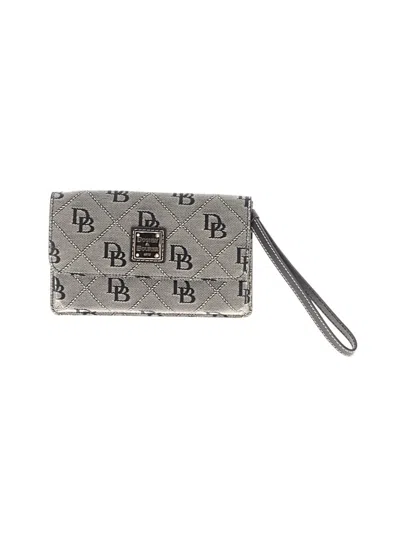 Pre-owned Dooney & Bourke Wristlet In Gray