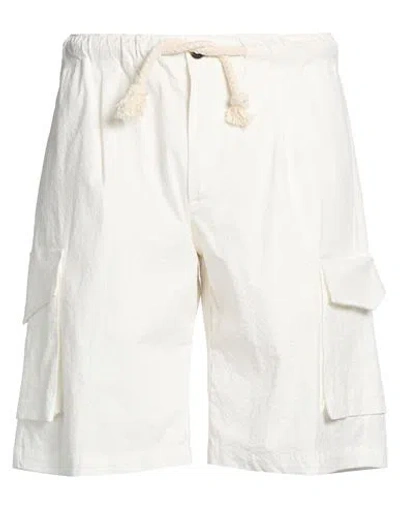 Doppiaa Man Shorts & Bermuda Shorts Off White Size 34 Cotton, Elastane