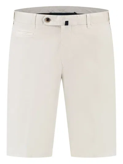 Doriani Cashmere Knee-length Chino Shorts In White