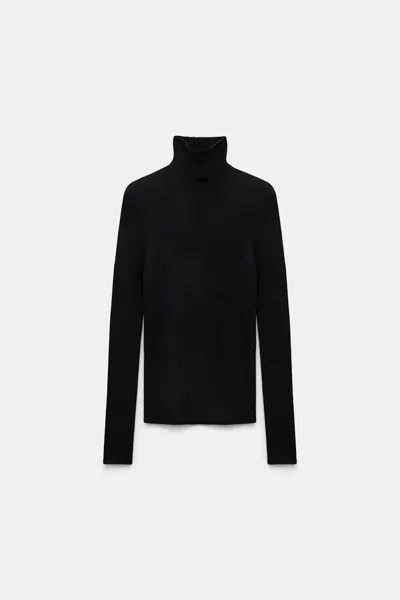 Dorothee Schumacher Seamless Turtleneck Pullover In Black