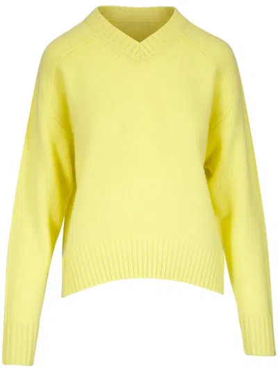 Dorothee Schumacher Pullover Mit V-ausschnitt In Gelb