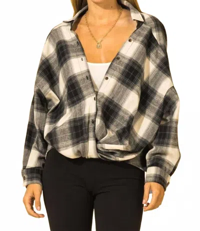 Double Zero Twisted Oversized Plaid Shirt In Black