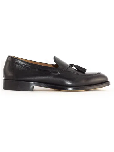 DOUCAL'S BLACK CALFSKIN LEATHER LOAFERS