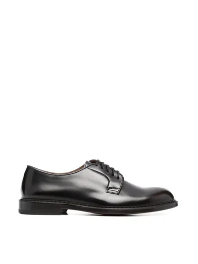 Doucal's Derby Shoes. In Black