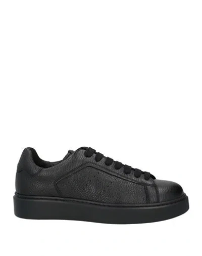 Doucal's Man Sneakers Black Size 8 Leather