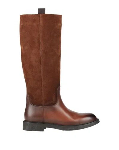 Doucal's Woman Boot Brown Size 8 Leather