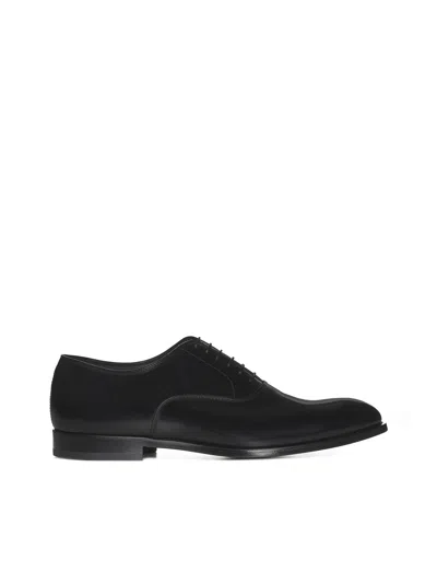 Doucal's Laced Shoes In Nero