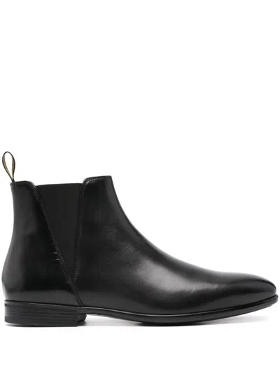 Doucal's Leather Boots In Black