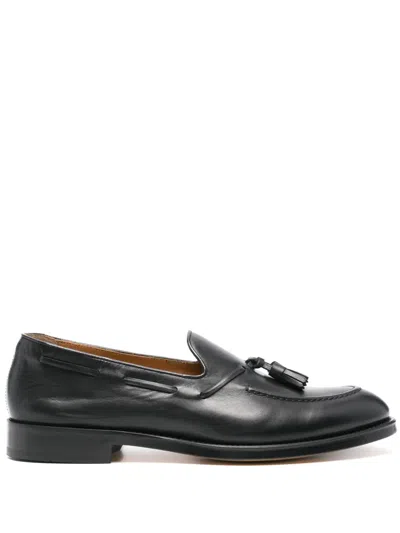 Doucal's Leather Loafers In Black
